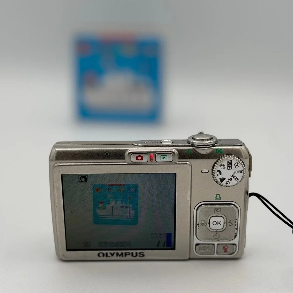 Olympus FE-230 7.1MP Digital Camera Silver 3x Optical Zoom Y2K Point and Shoot
